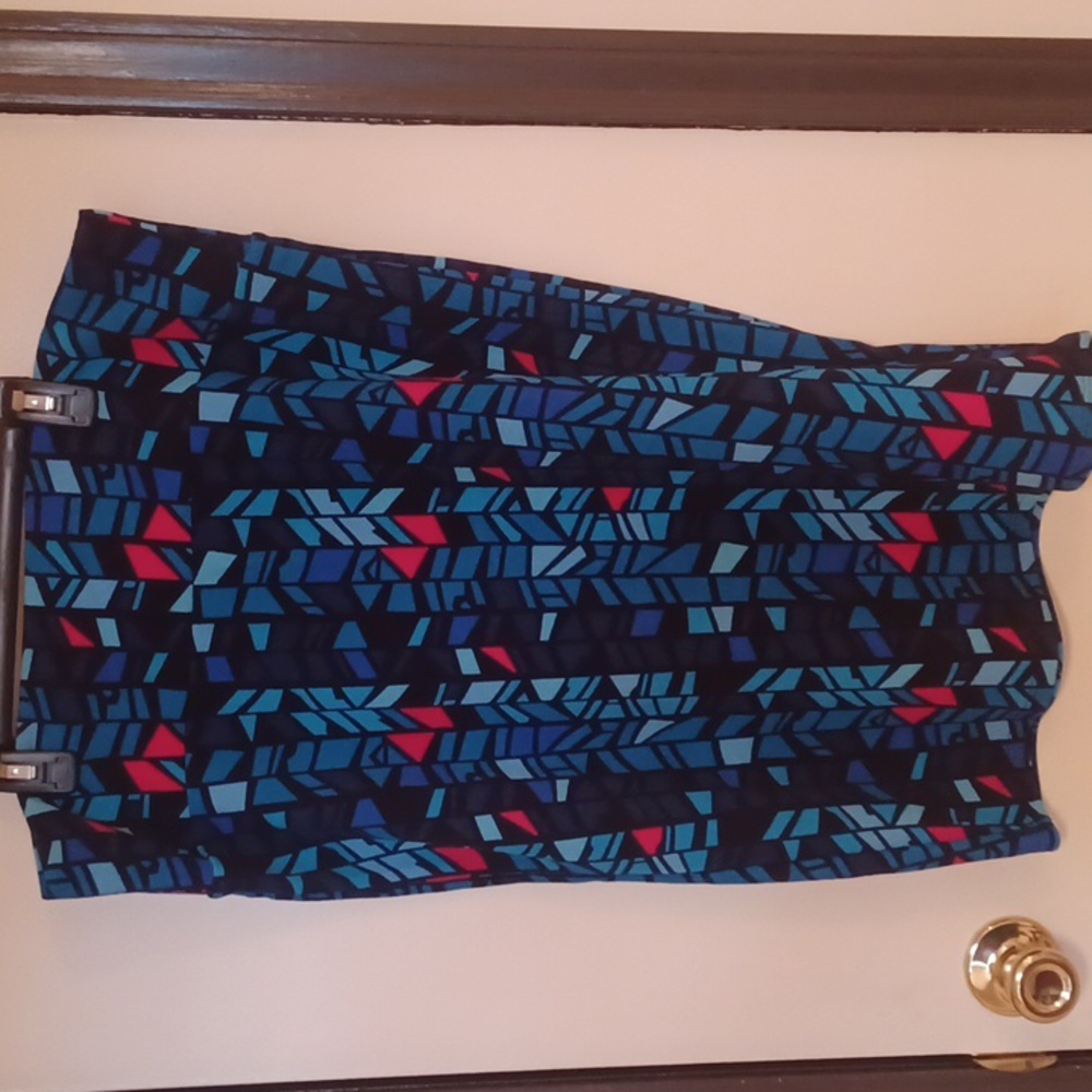 LuLaRoe geo patterned skirt